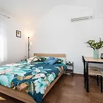 דירה Nekic *