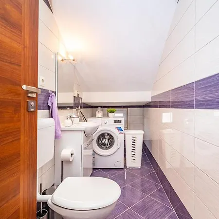 Nekic Διαμέρισμα *