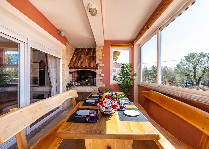 Nekic 아파트 포세다르예